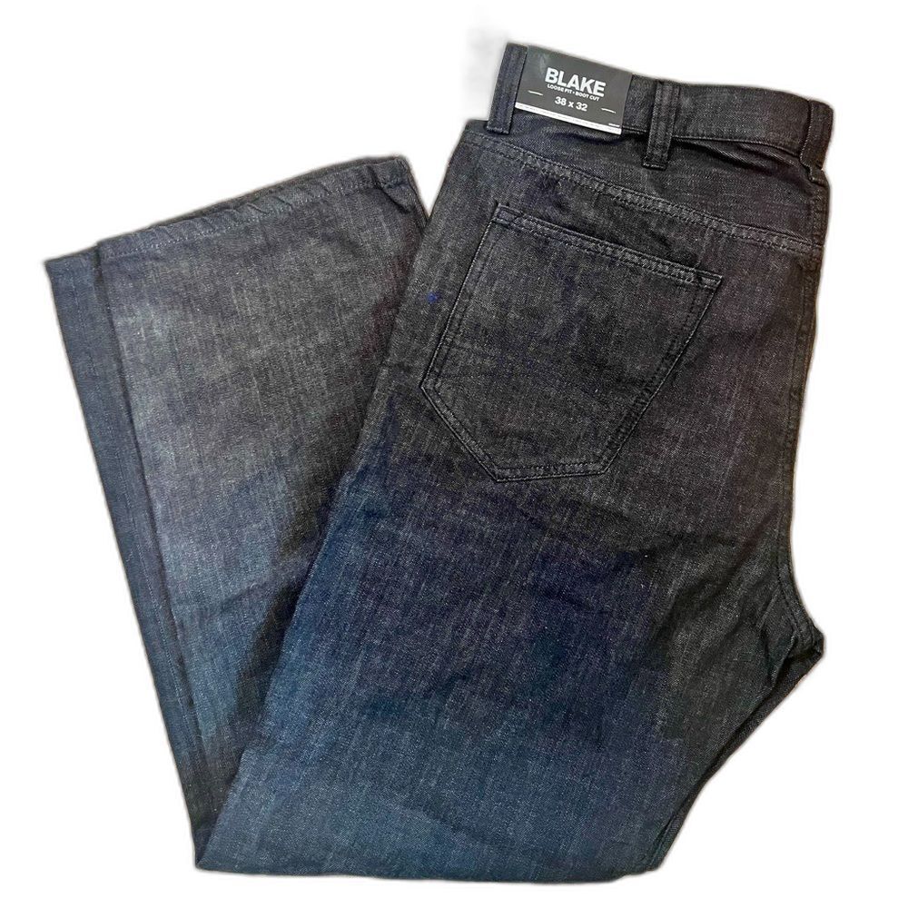NWT Men’s Loose Fit, Boot Cut Jeans
